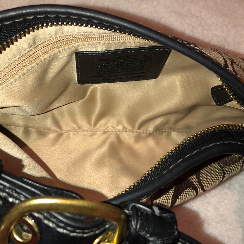 Coach Signature Shoulder Bag - Picture 7 of 7